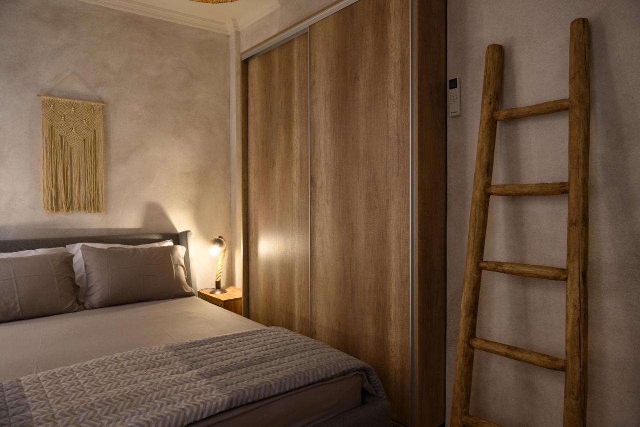The In Town Apartment - With A Private Terrace Corfu  Extérieur photo